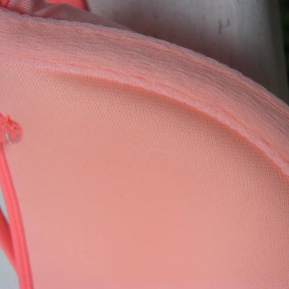 Victoria Secret Swim Suit Bikini Top 32C Padded - Picture 8 of 8